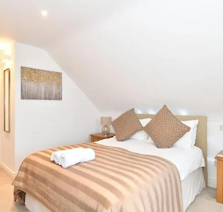 The Rocks B&B Crumlin  Bed & Breakfast